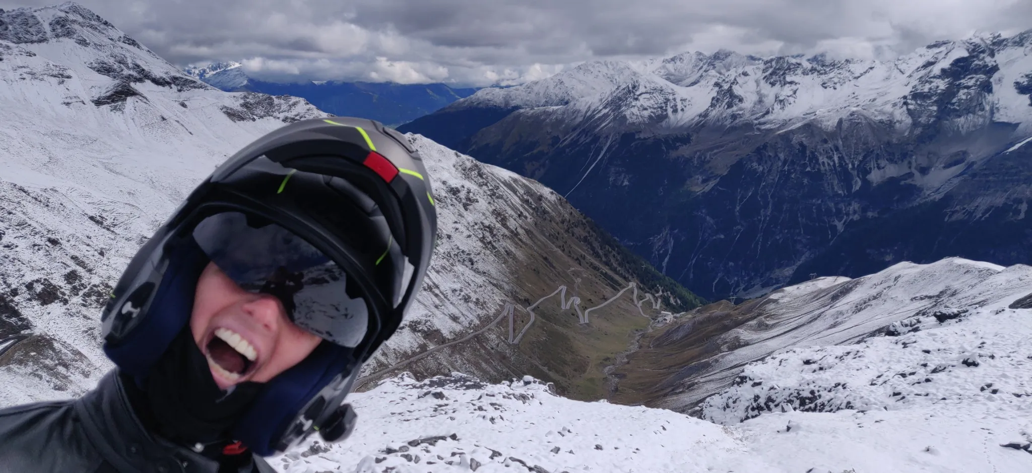 HG Tjabringa aka Hagé Tjabringa - Haarspeldbochten!